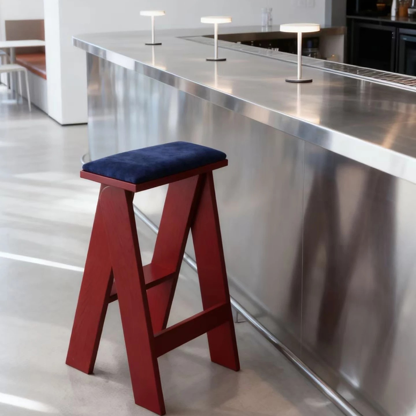 Nowoczesny składany stołek bar – Commercial Kitchen And Bar recenzja i cena